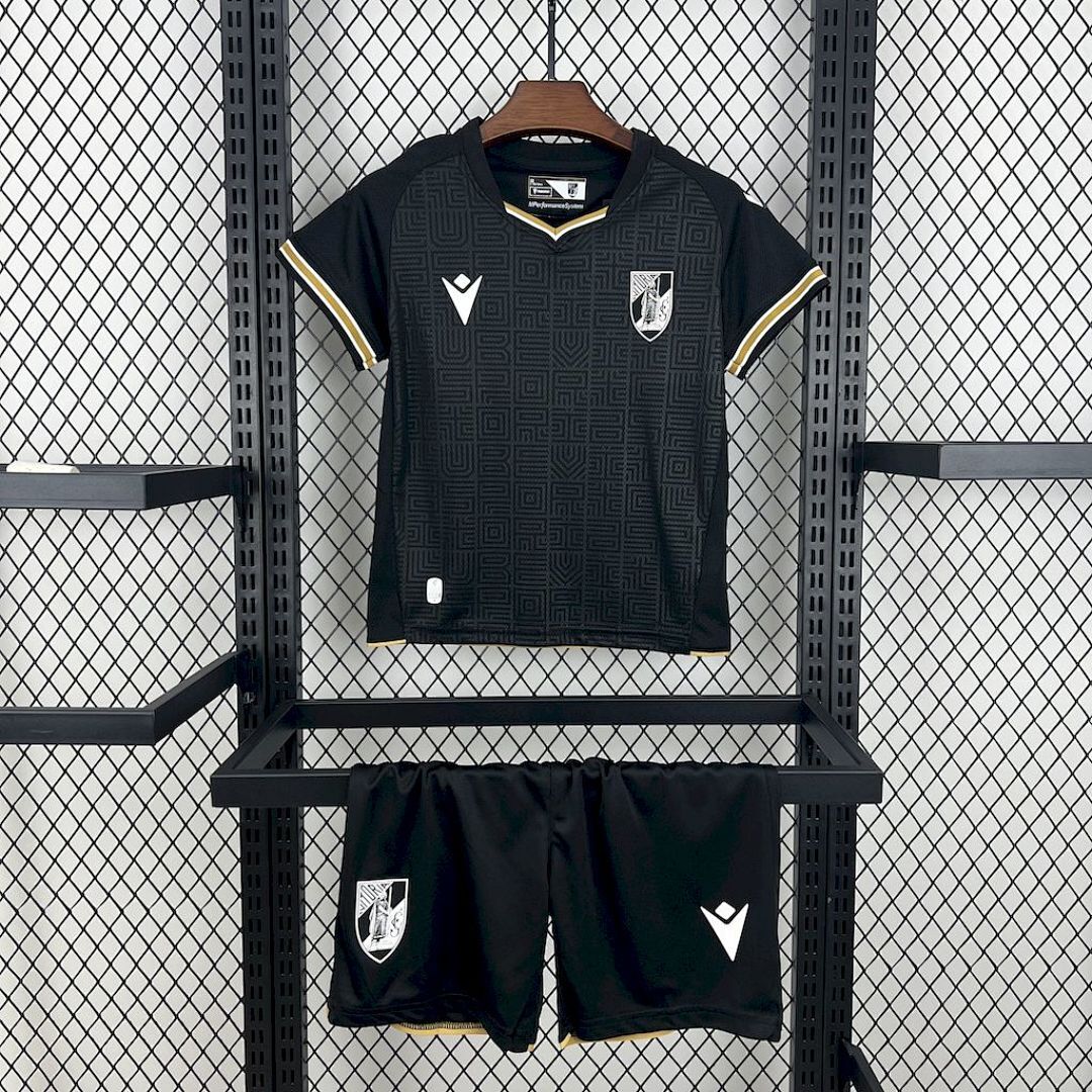 Vitoria de Guimaraes 2024/25 Away Kids Kit