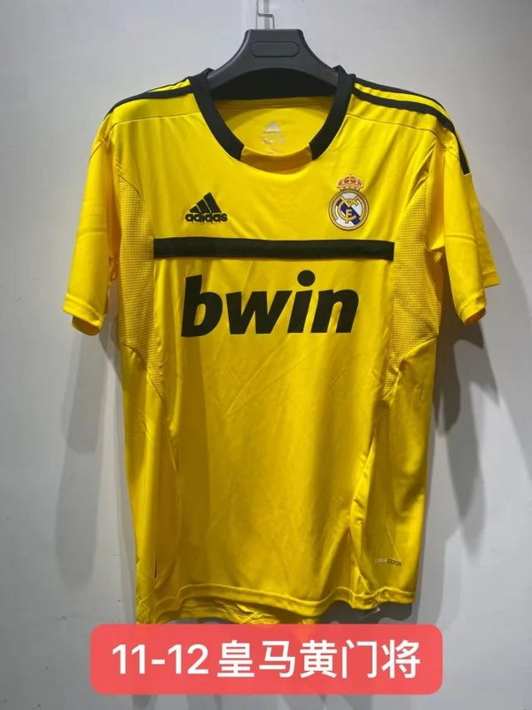 2011-12 Real Madrid Goalkeeper Retro Soccer Jerseys Yupoo