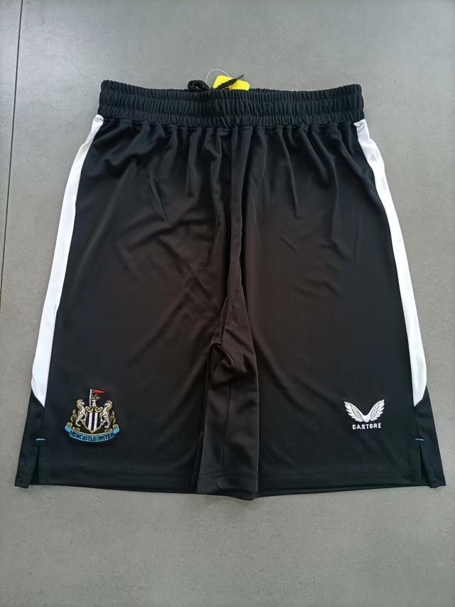 23-24 Newcastle Home Soccer Shorts Yupoo