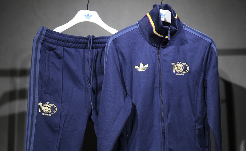 25-26 Colombia Retro Jackets Yupoo