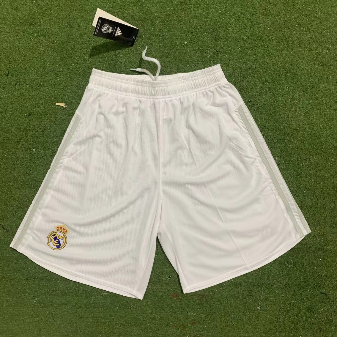 2015-16 Real Madrid Home Retro Soccer Shorts Yupoo
