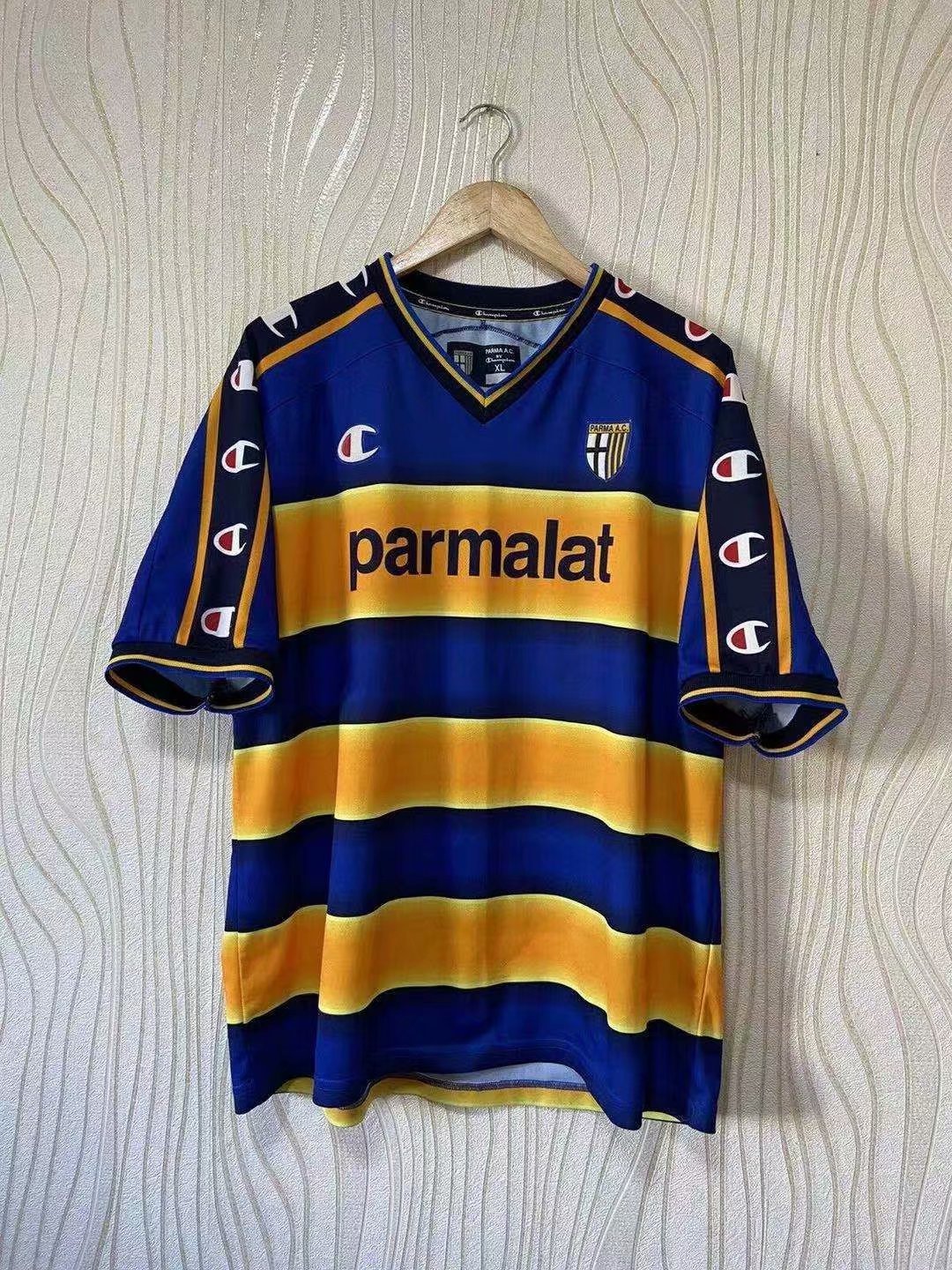 2002-03 Parma Home Retro Soccer Jerseys Yupoo