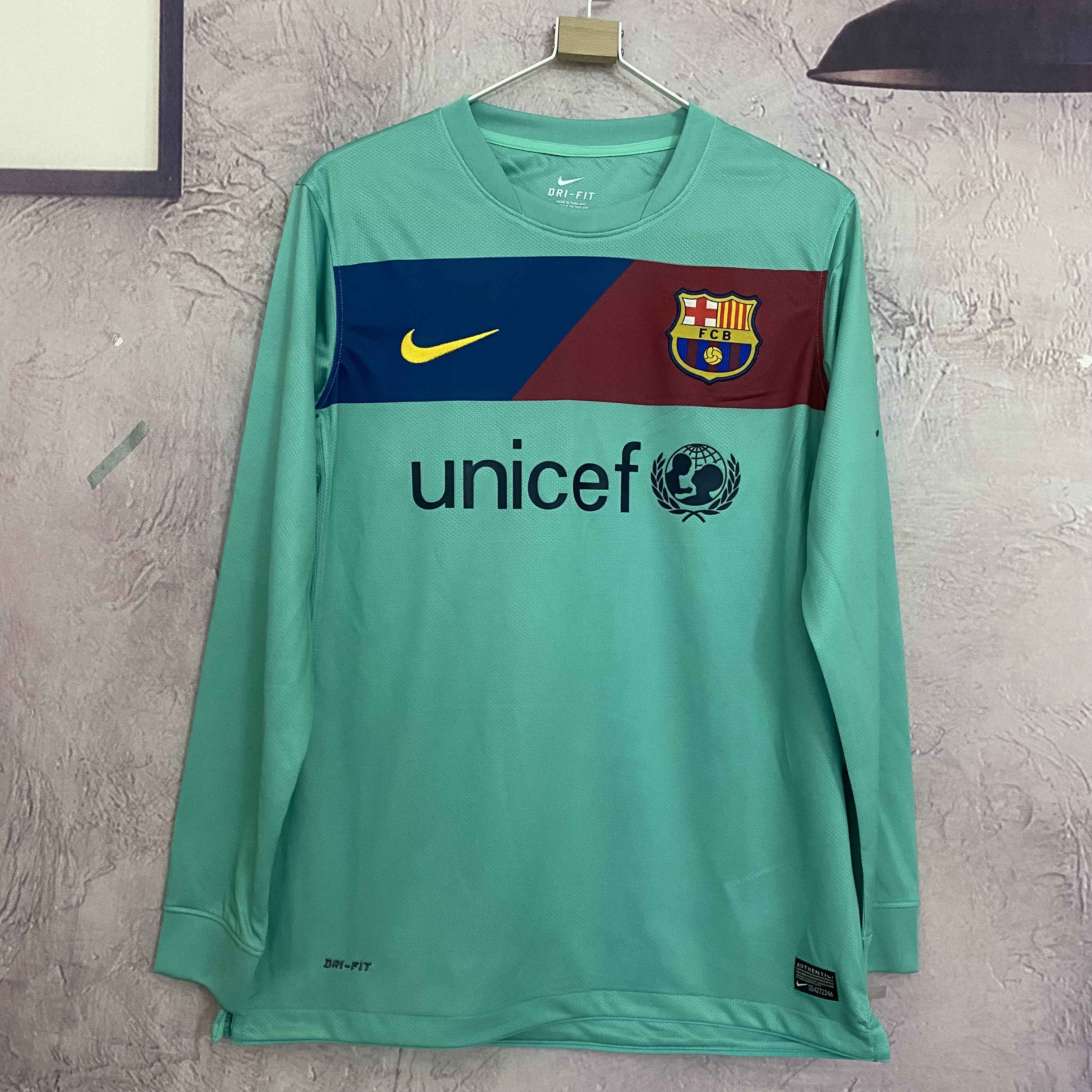 2010-11 Messi GRIEZMANN Away Retro Long Sleeve Soccer Jerseys Yupoo