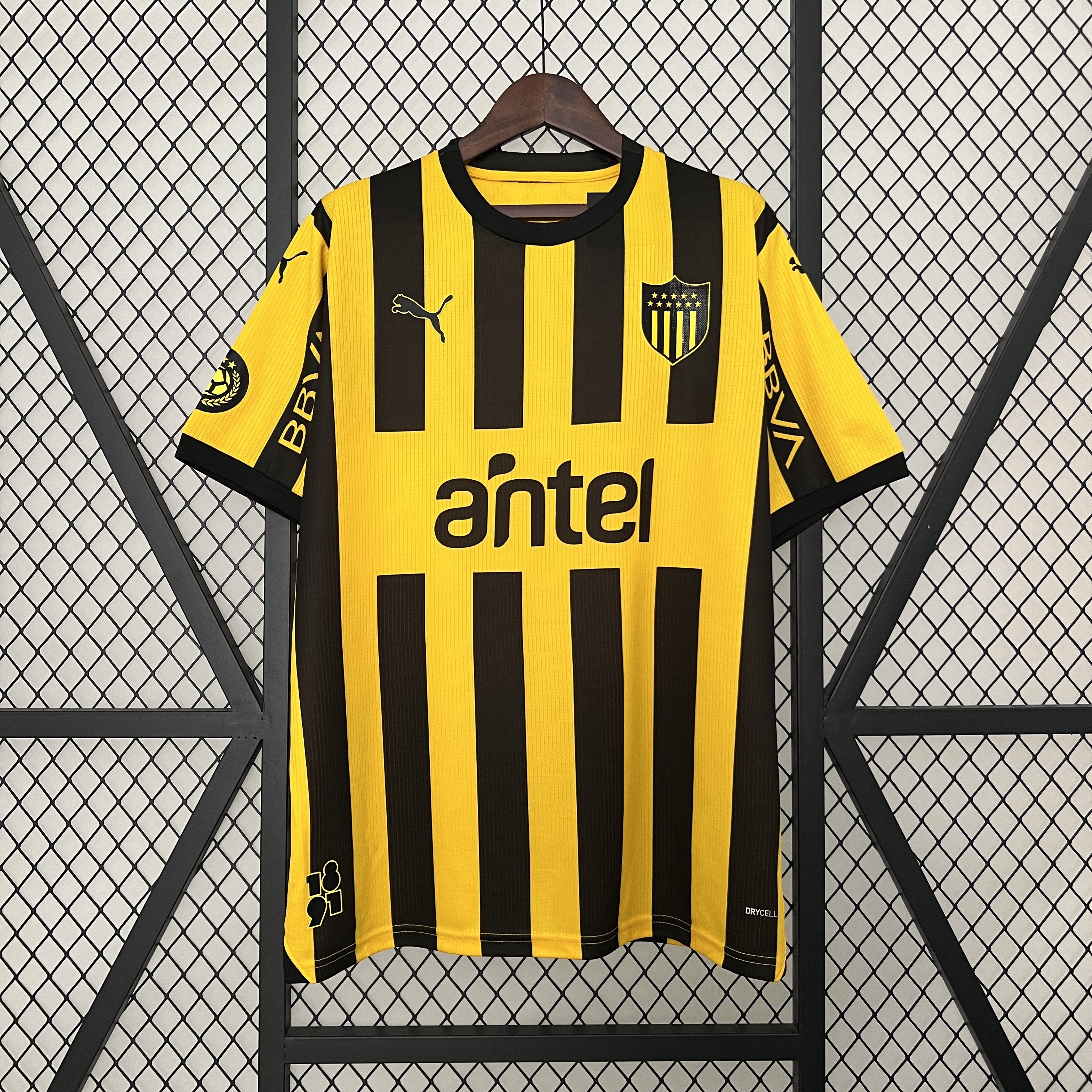 24-25 Penarol Home Soccer Jerseys Yupoo