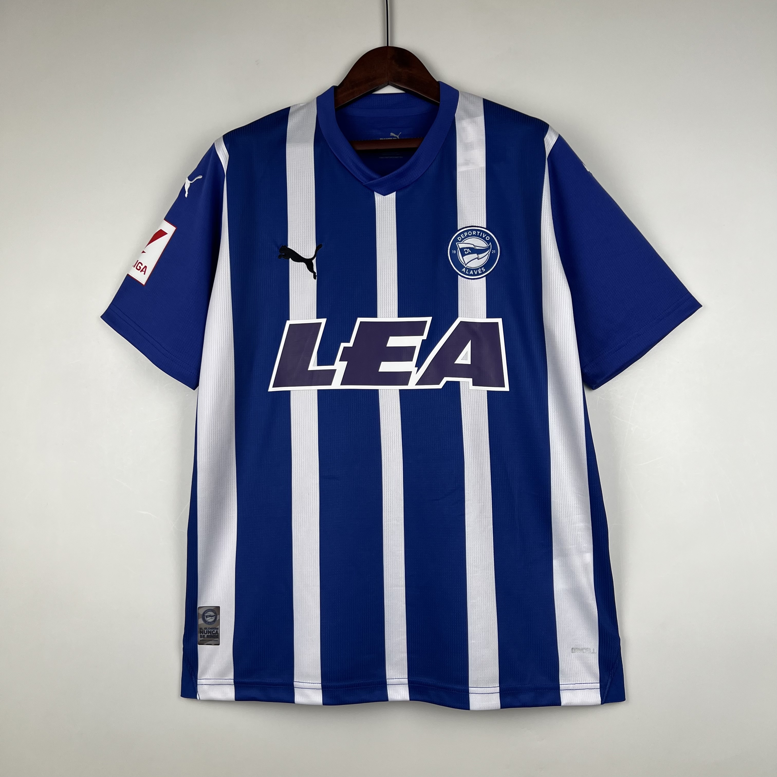 23-24 Alaves Home Soccer Jerseys Yupoo