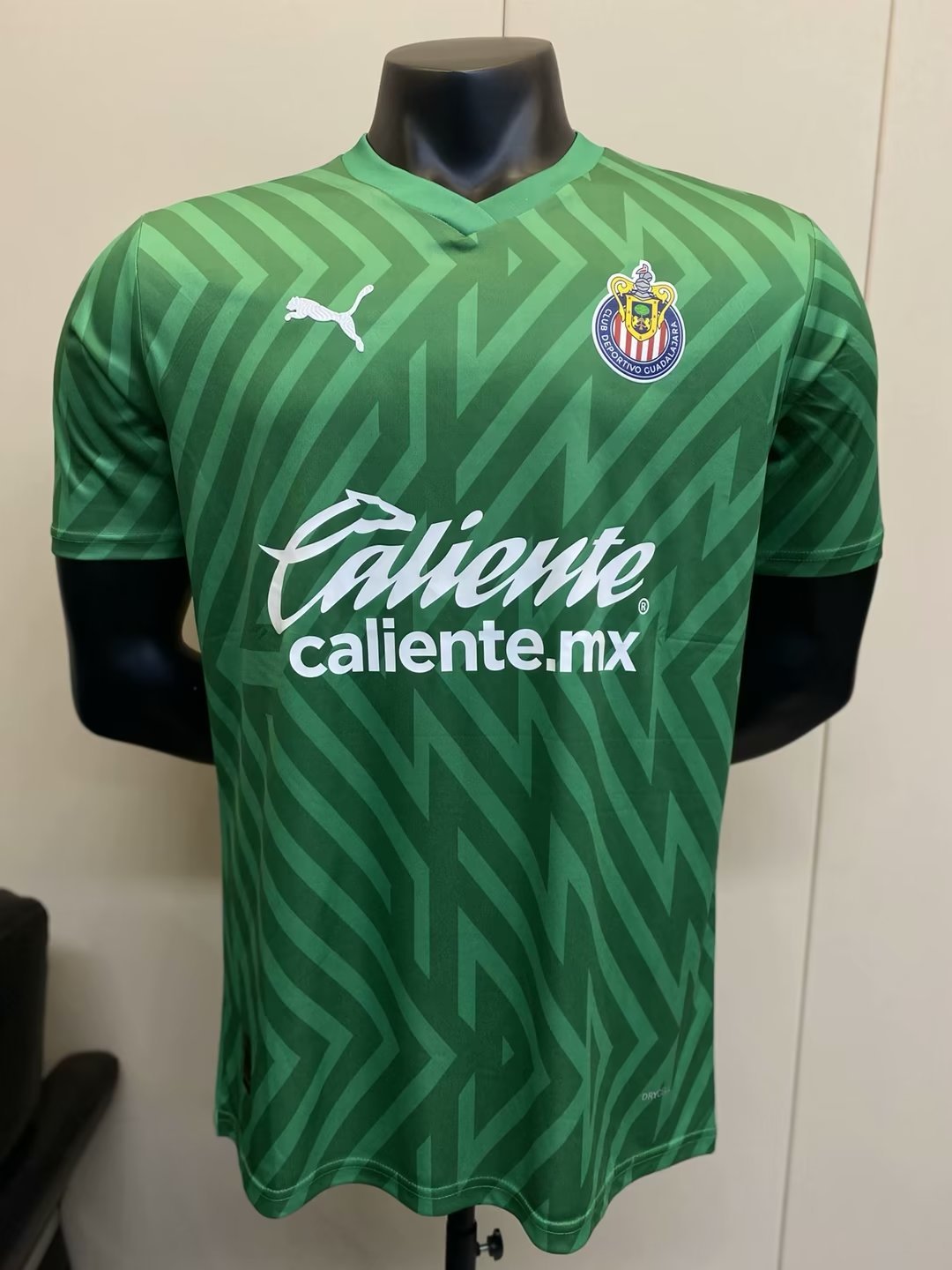 23-24 Chivas Special Player Version Soccer Jerseys Yupoo