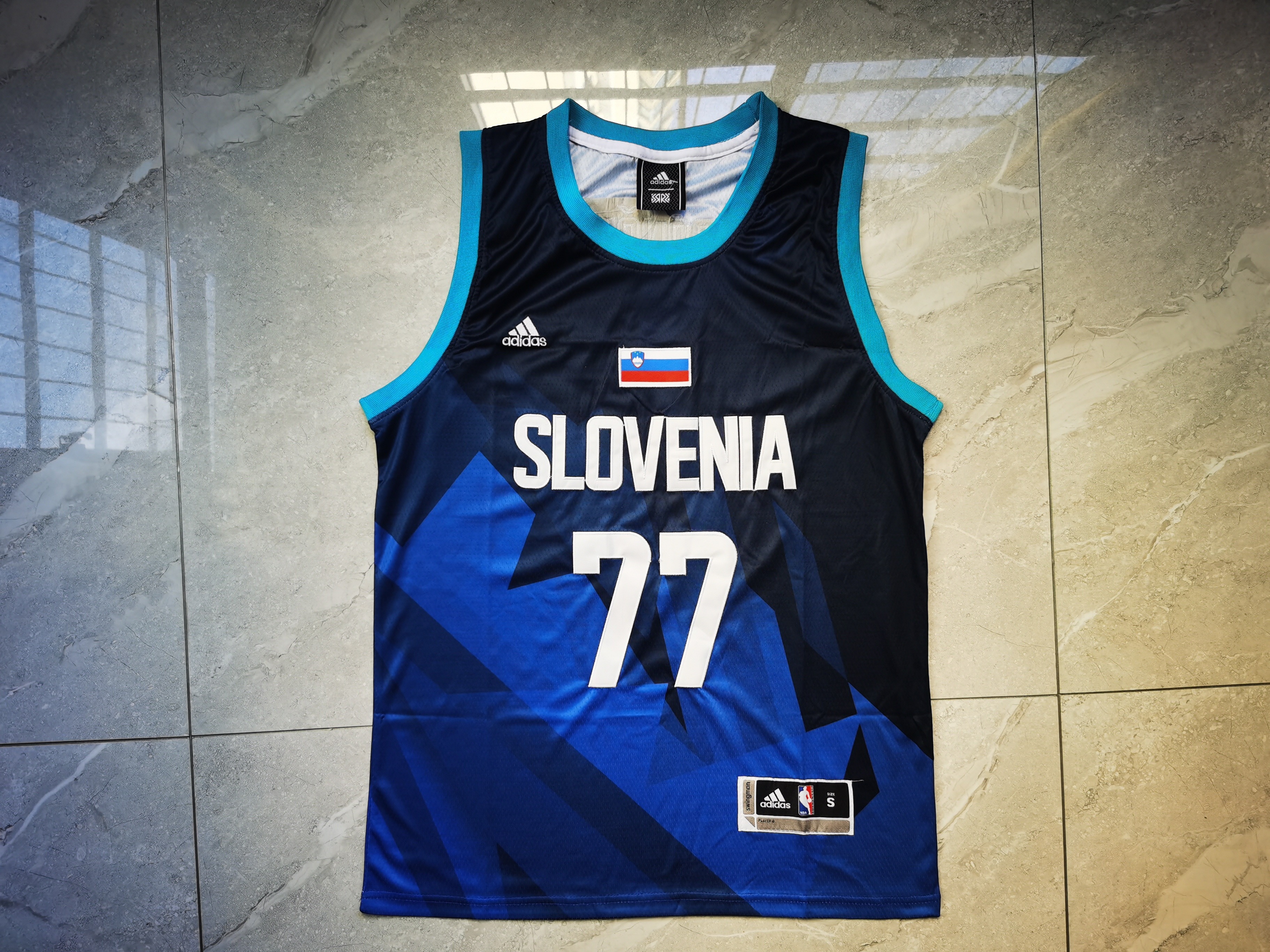Mavericks #77 Embroidery