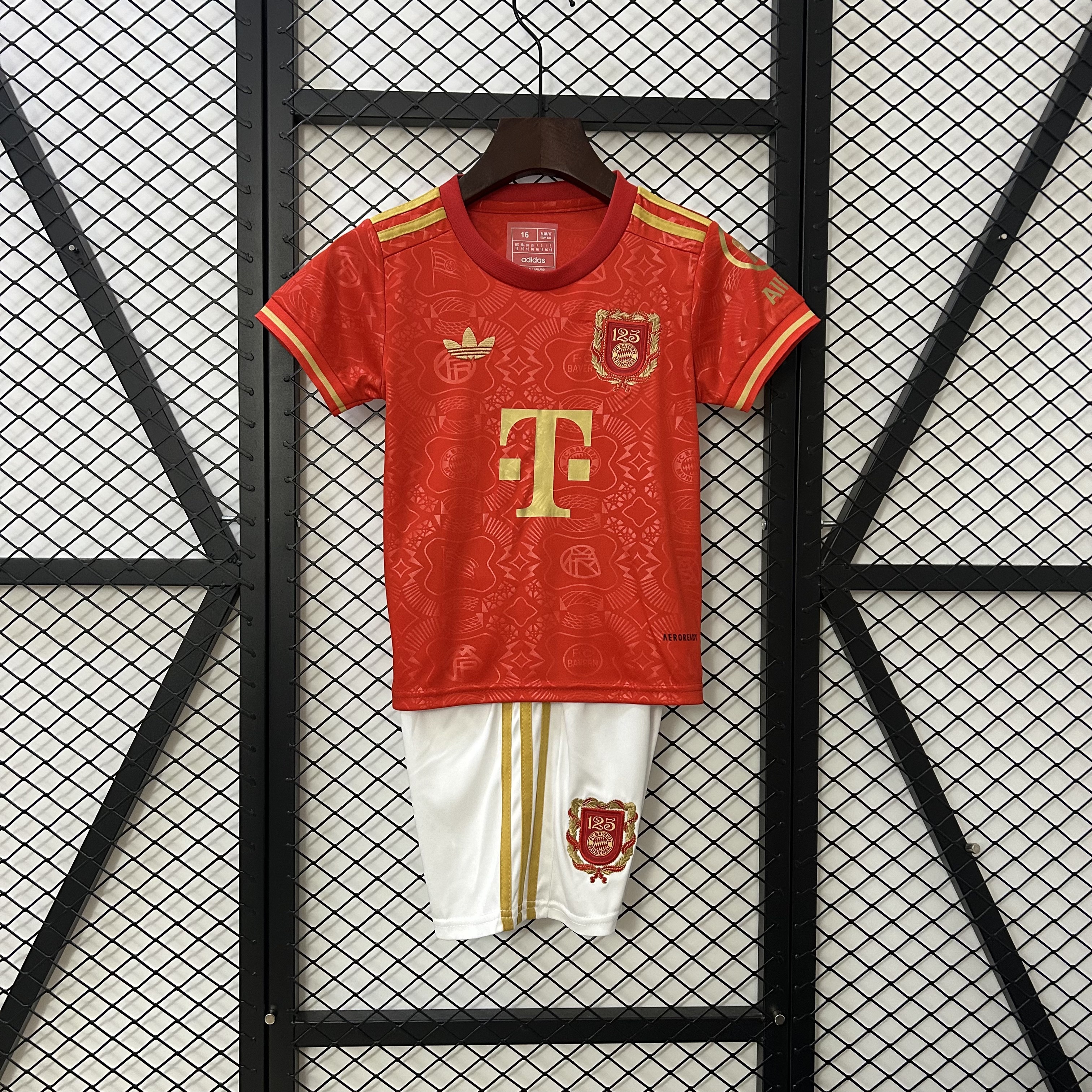 25/26 kids Bayern Munich 125th Anniversary Jersey 16-28