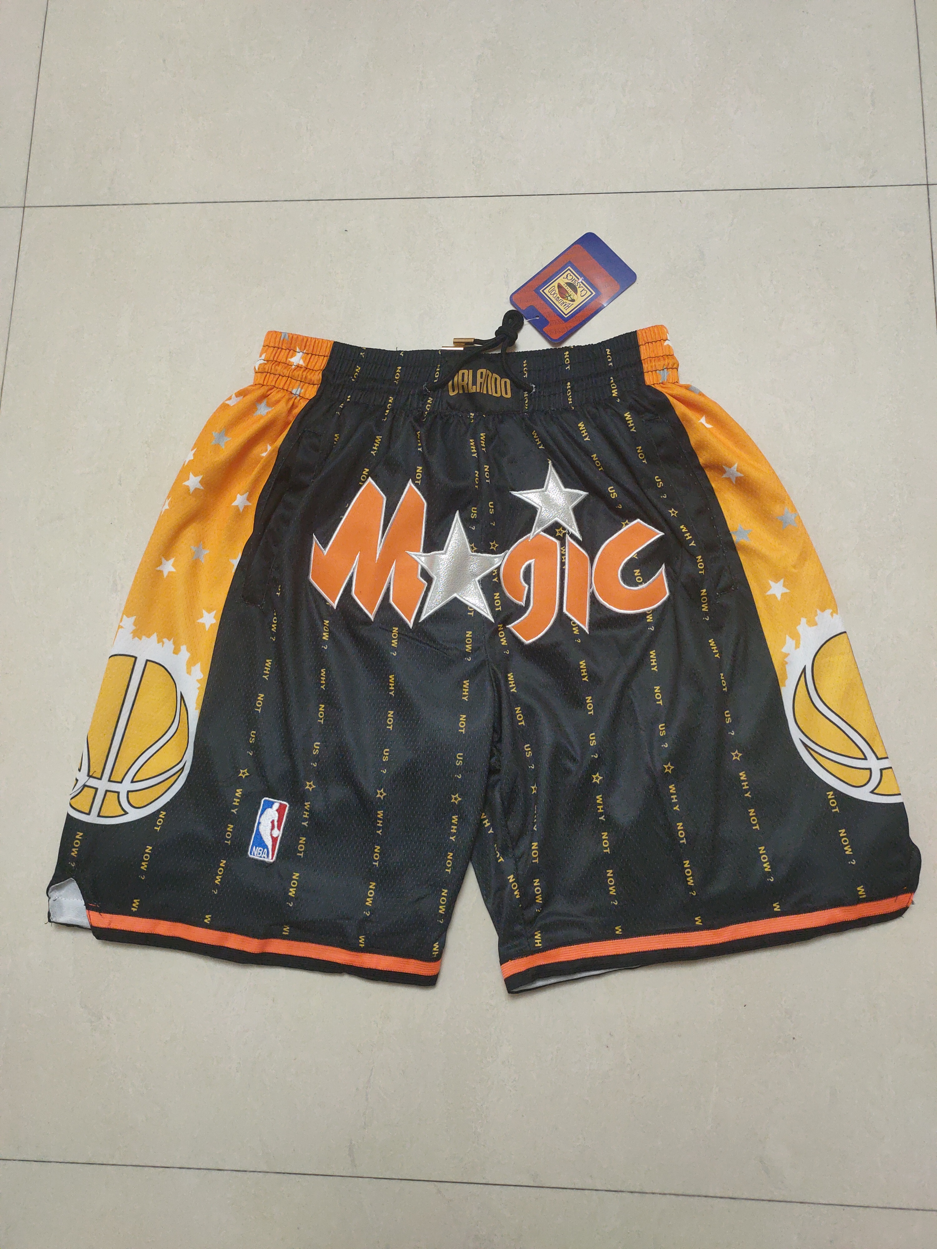 Magic Pocket Shorts Embroidery