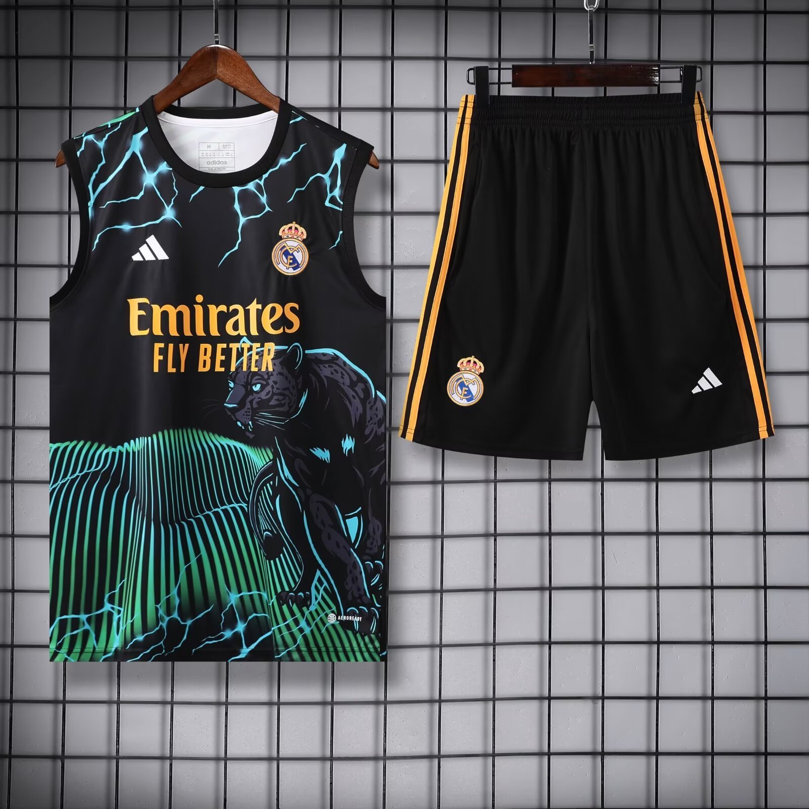 24-25 Real Madrid Vest Yupoo
