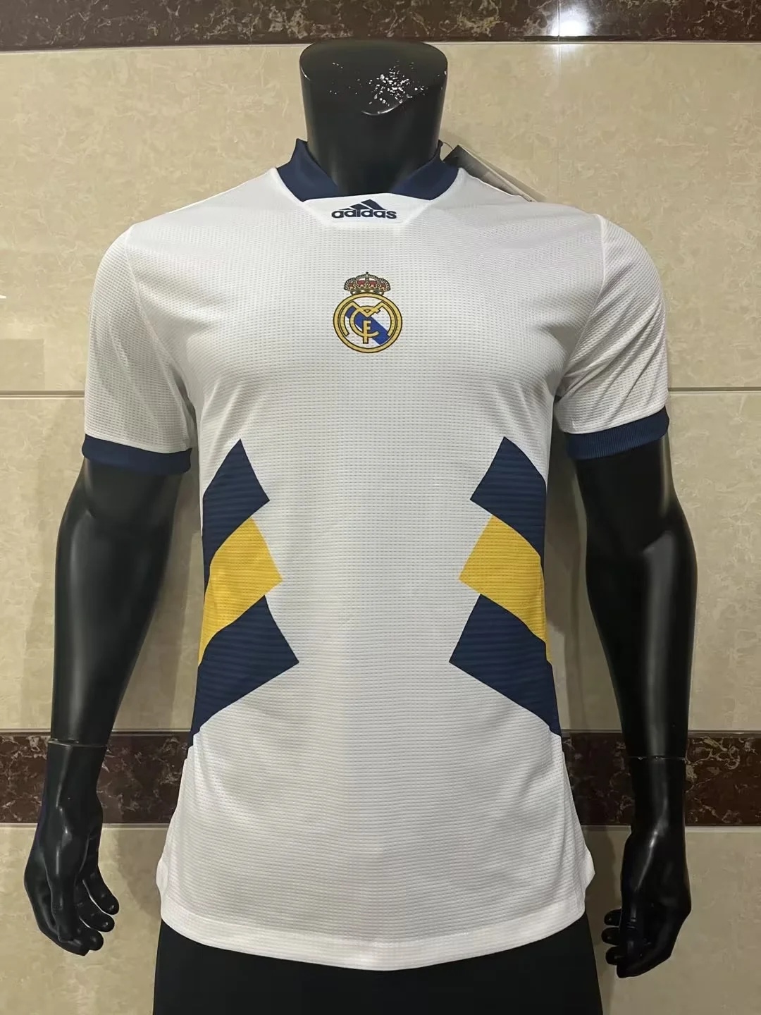 23-24 Real Madrid Training Player Version Soccer Jerseys Yupoo