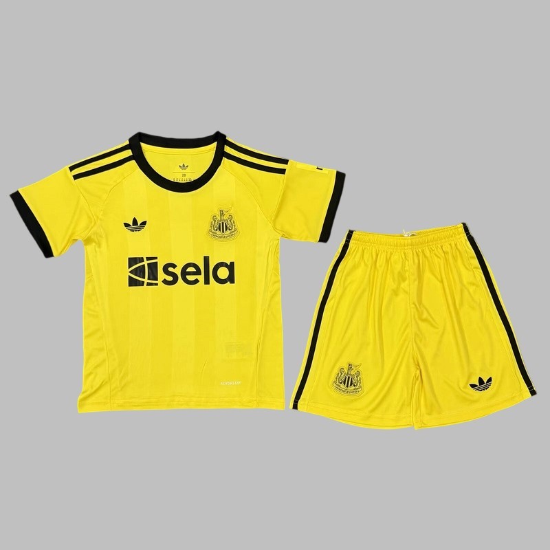25-26 Newcastle United Goalkeeper Kids Cheap Soccer Jerseys Yupoo