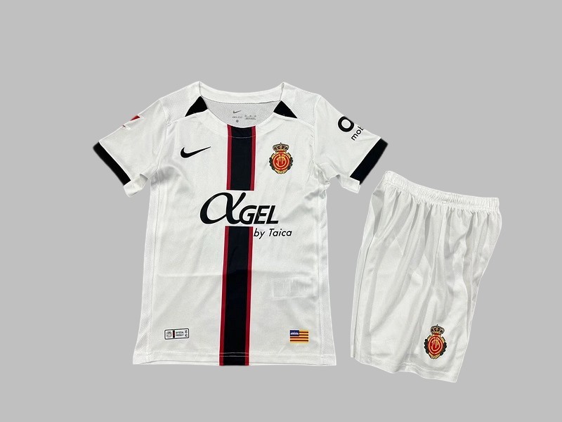 25-26 Atletico Madrid Training Cheap Soccer Jerseys Yupoo