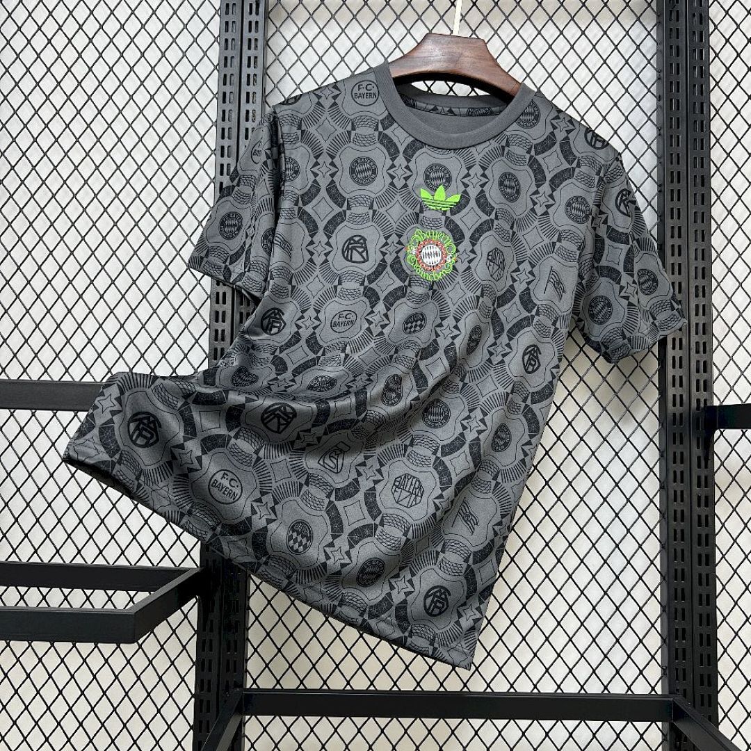 Mens Bayern Munich 2025/26 Wiesn T-Shirt Jersey