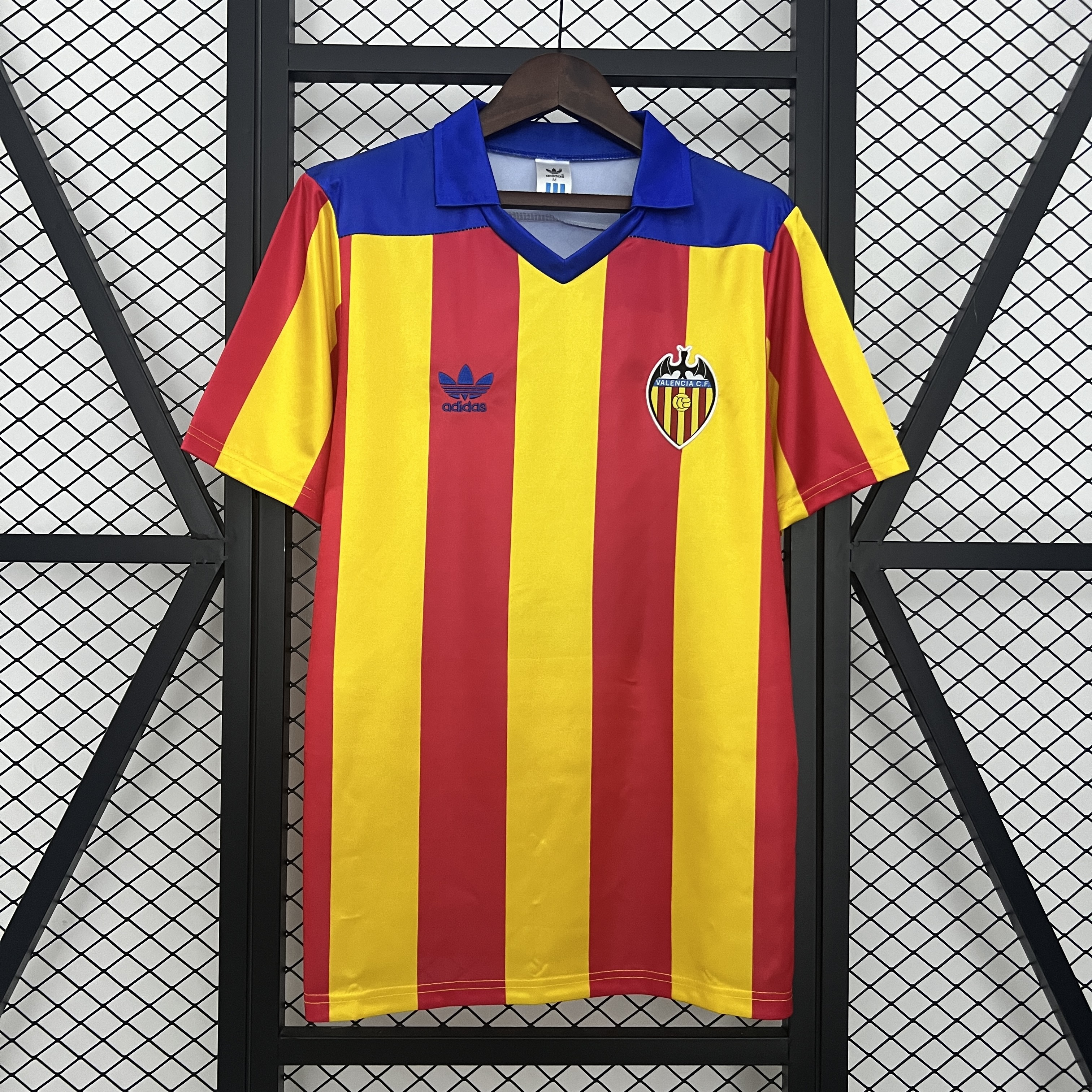 Retro Valencia 80/82 Home