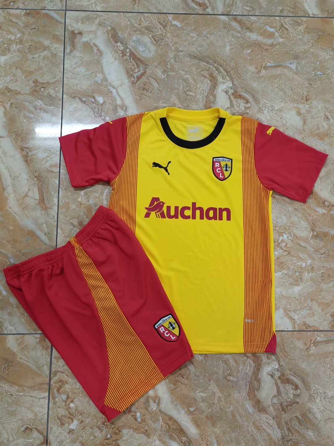 23-24 RC Lens Home Kids Soccer Jerseys Yupoo