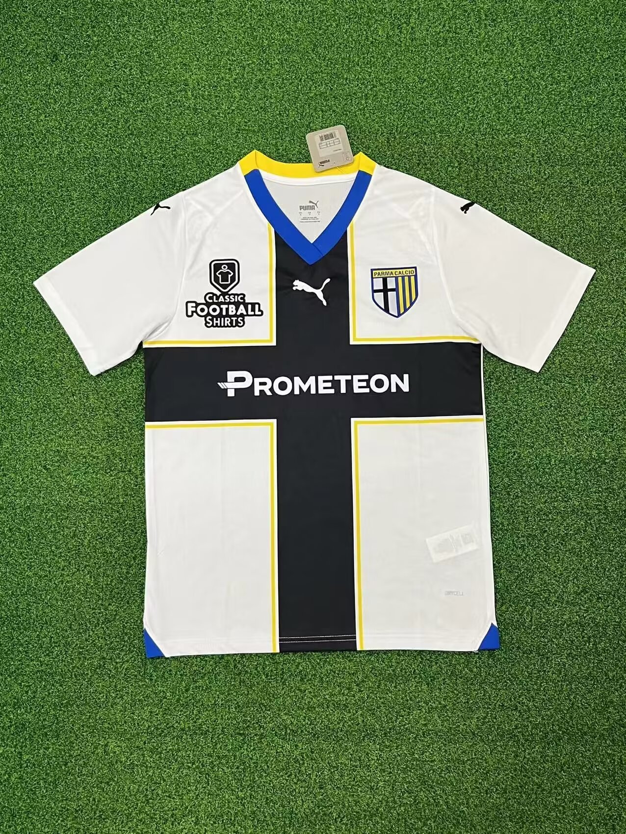 23-24 Parma Home Soccer Jerseys Yupoo