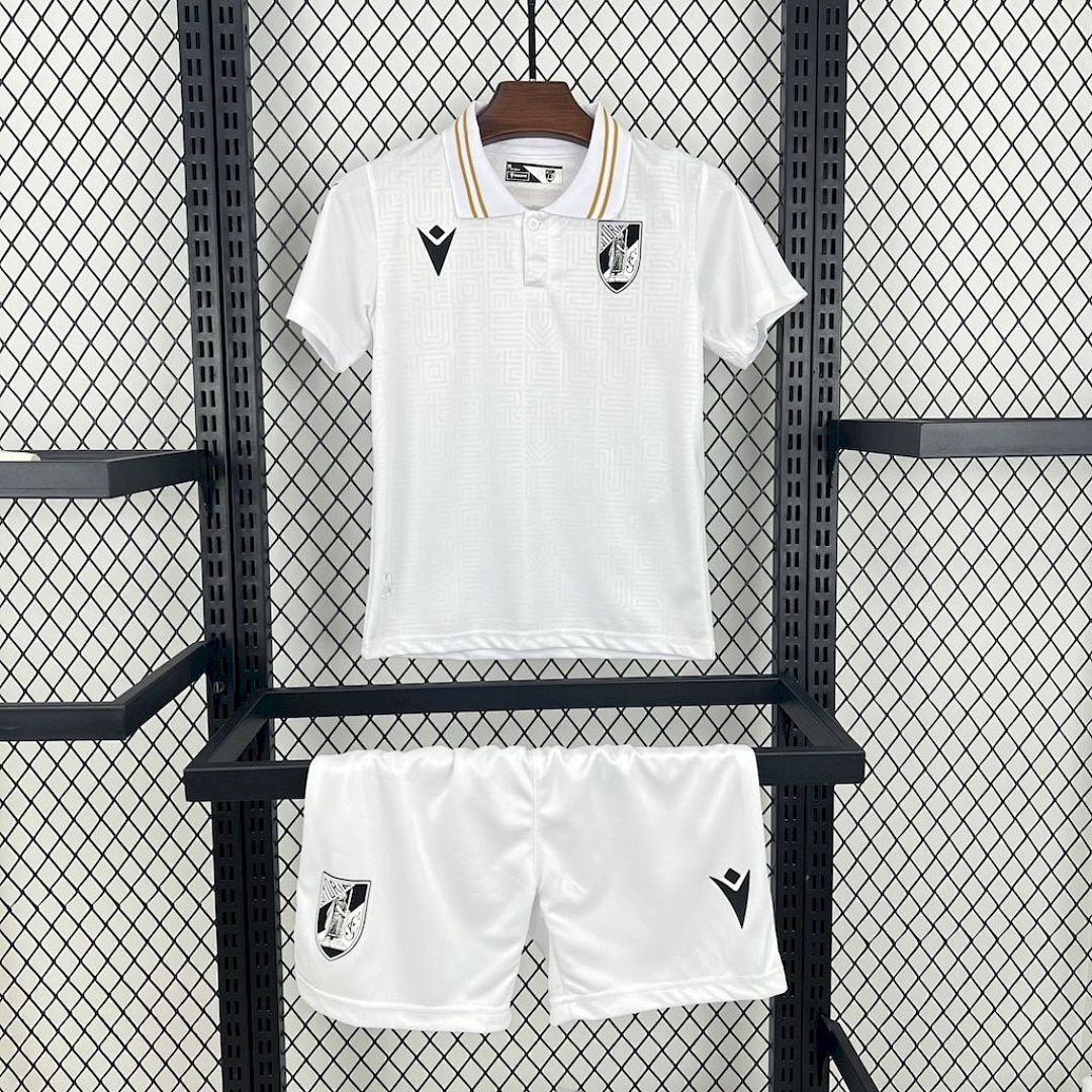 Vitoria de Guimaraes 2024/25 Home Kids Kit