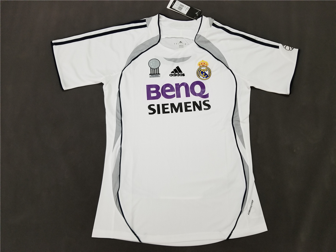 R-eal Ma-drid home white 06-07