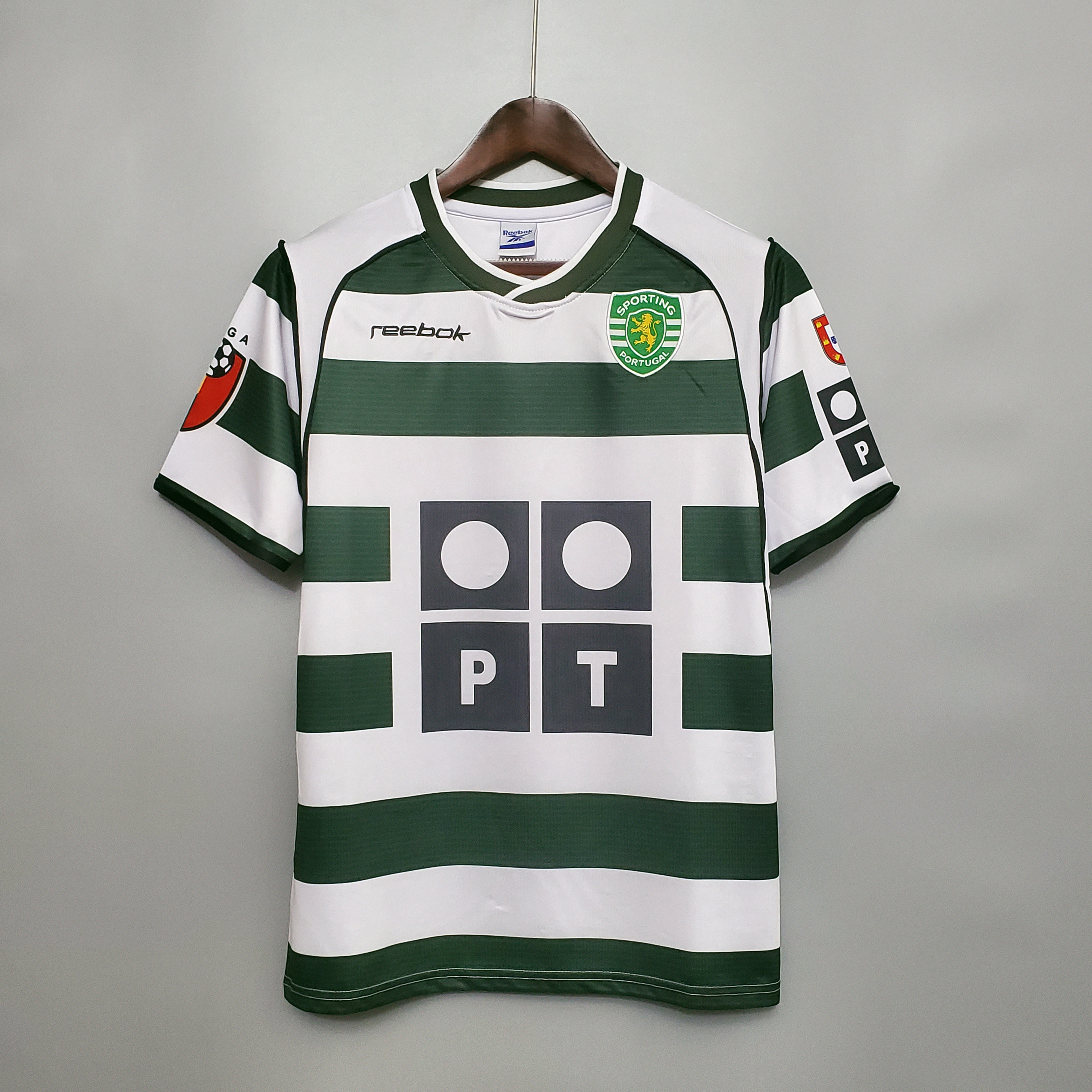 02-03 Sporting Lisbon Home Retro Soccer Jerseys Yupoo