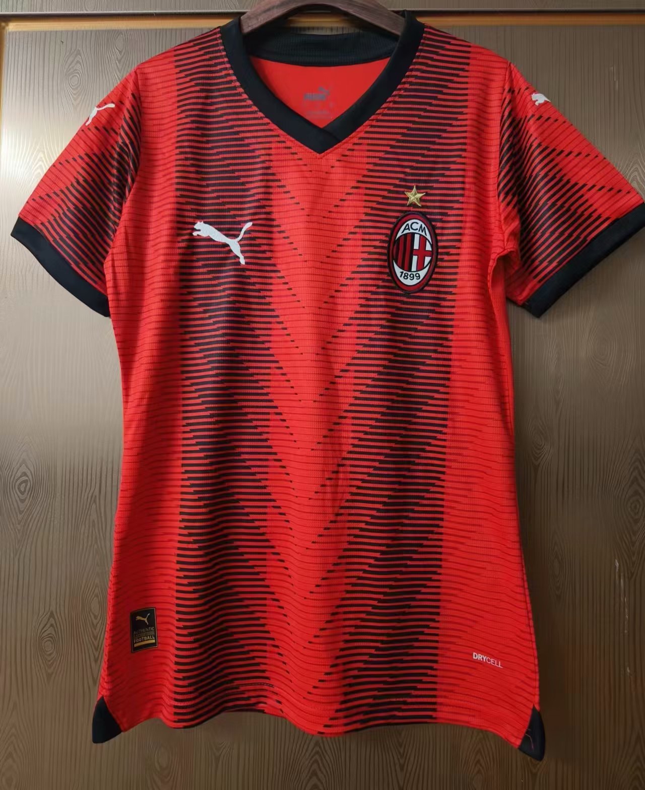 23-24 AC Milan Home Woman Soccer Jerseys Yupoo