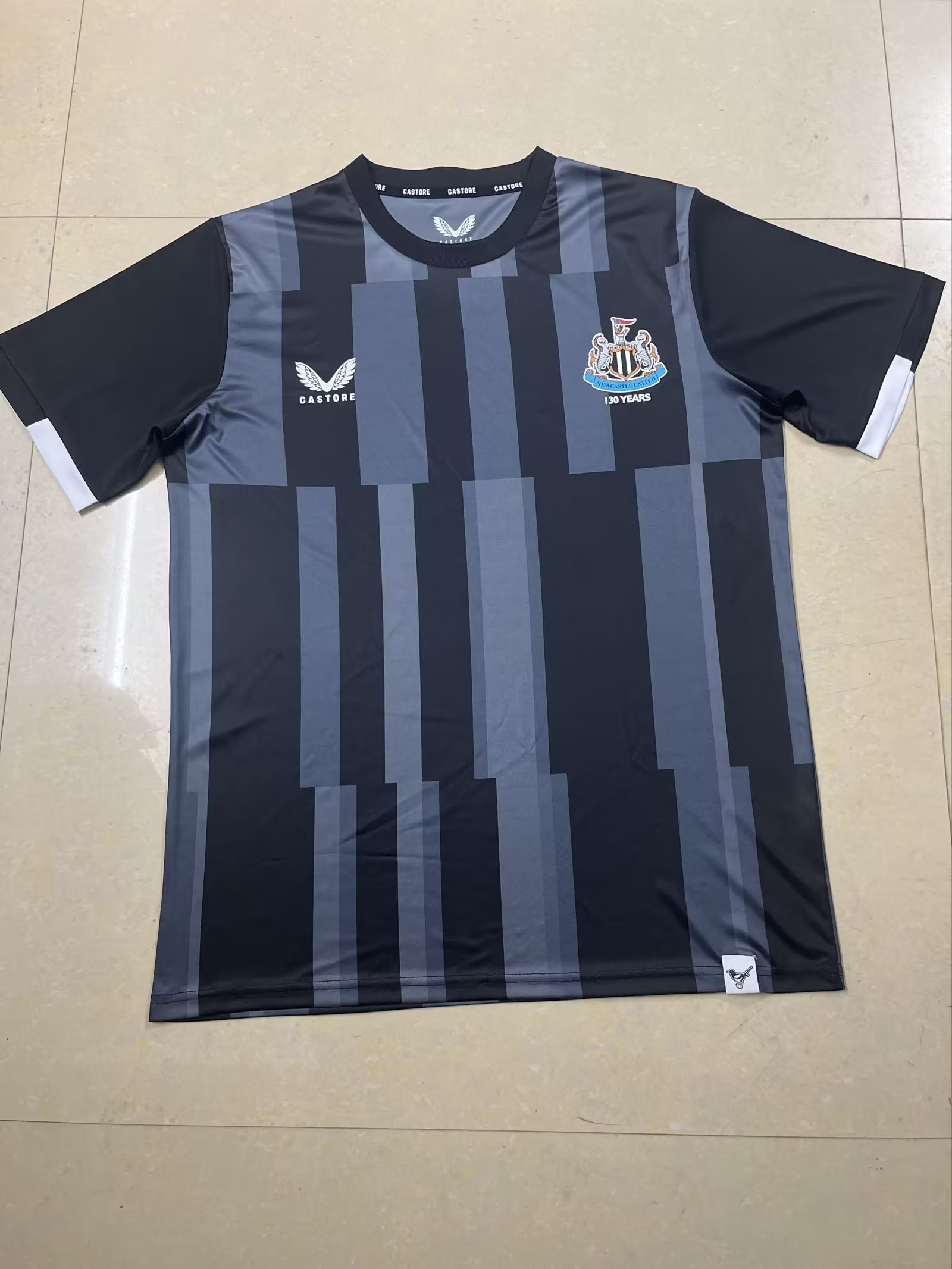 23-24 Newcastle Black Ttraining Soccer Jerseys Yupoo