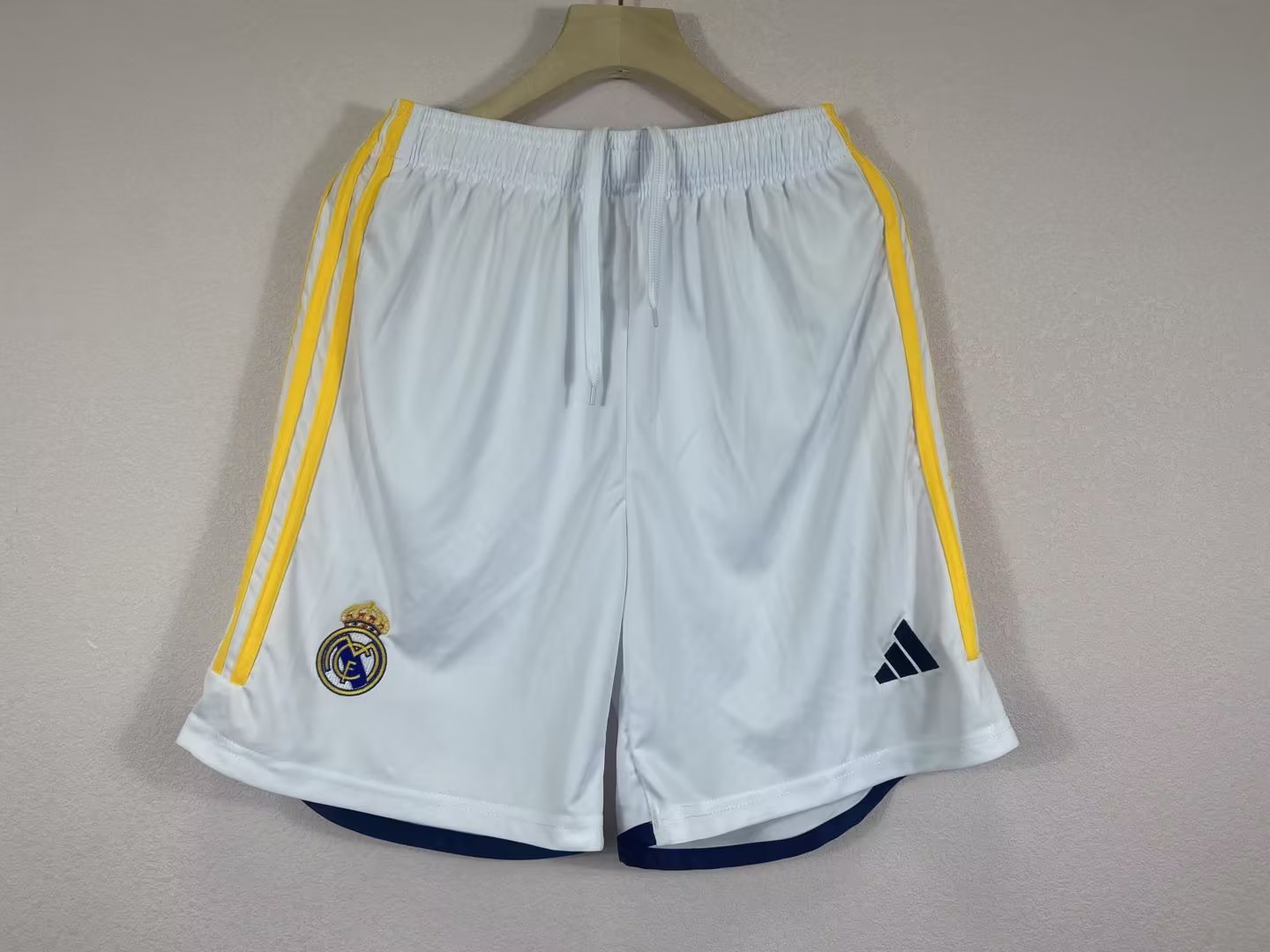23-24 Real Madrid Home Soccer Shorts Yupoo