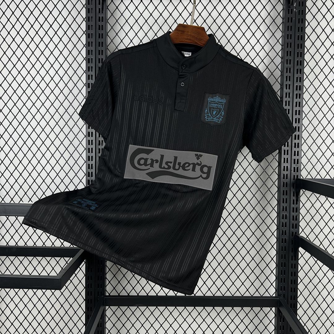 Retro Liverpool 1995/96 Black Jersey