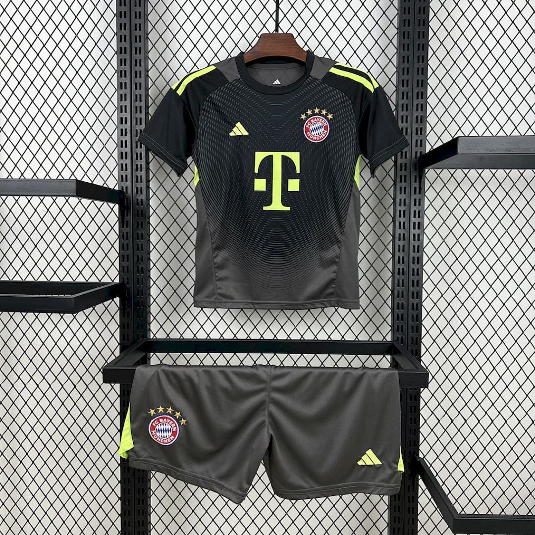 Bayern Munich 2025/26 Blackn Goalkeeper Kids Kit