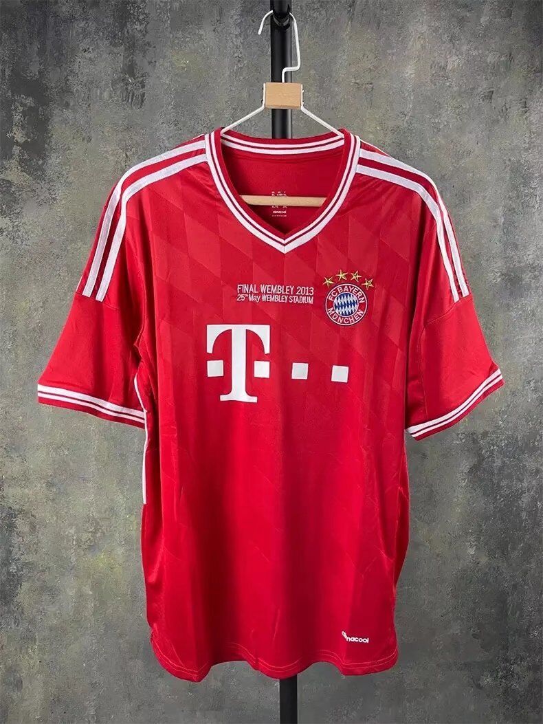 2013-14 Bayern Home Retro Soccer Jerseys Yupoo