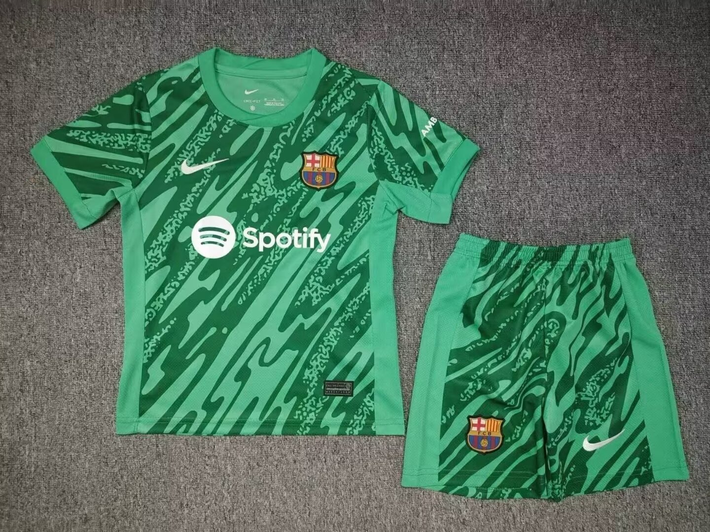 24-25 Messi GRIEZMANN Goalkeeper Kids Soccer Jerseys Yupoo