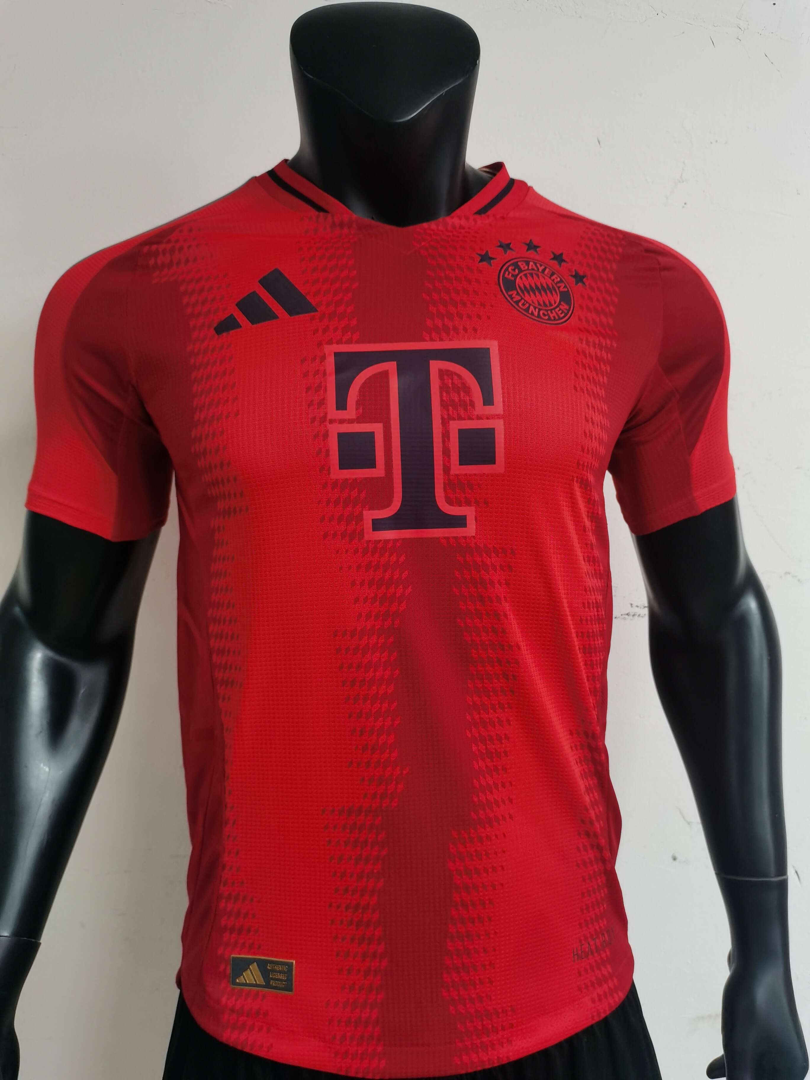 24-25 Bayern Home Player Version Soccer Jerseys Yupoo