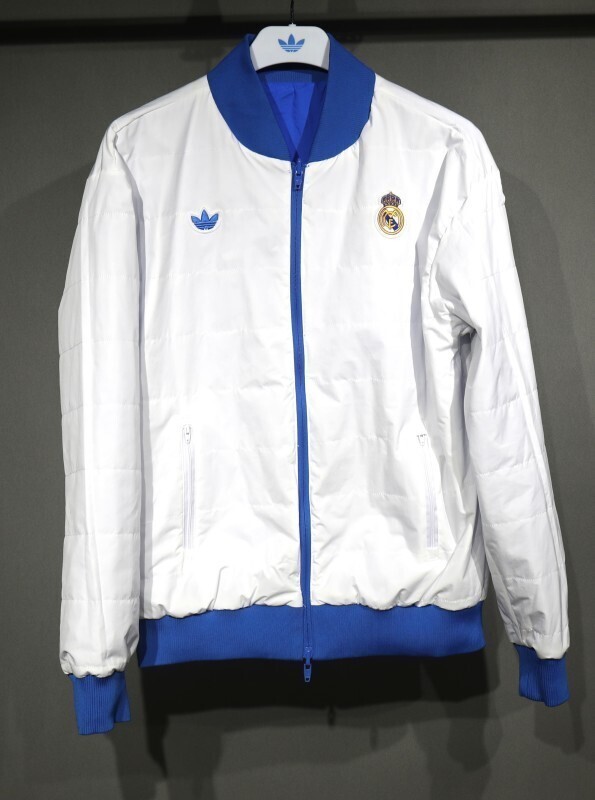 25-26 Real Madrid Player Version padded coat Yupoo