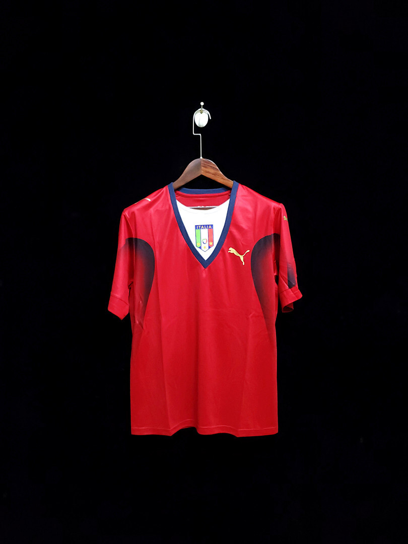 Retro Italy 2006 Goalkeeper Red S-2XL