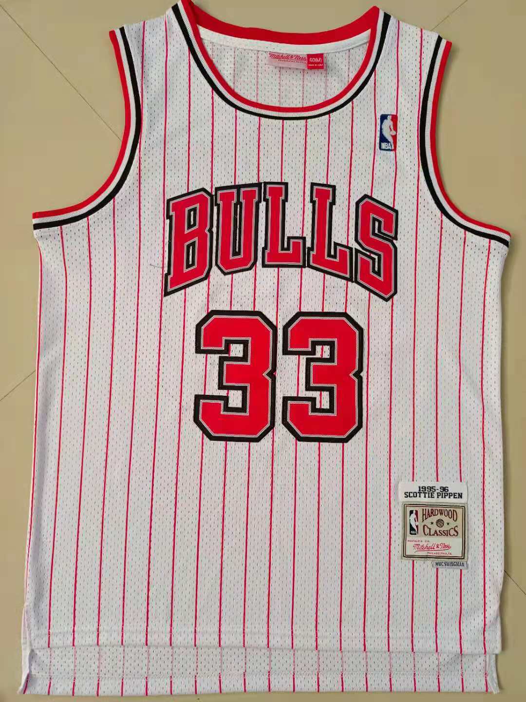 Bulls #33 Retro Embroidery