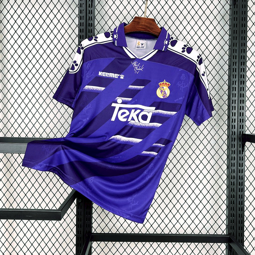 Real Madrid 1994/96 Away Retro Jersey