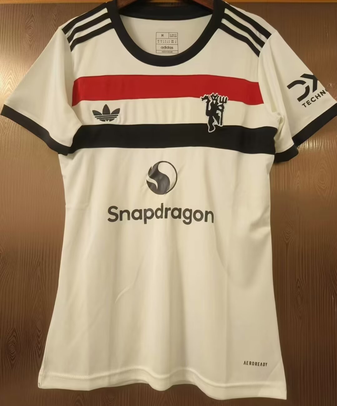 24-25 M-anchester U-nited Third Woman Soccer Jerseys Yupoo