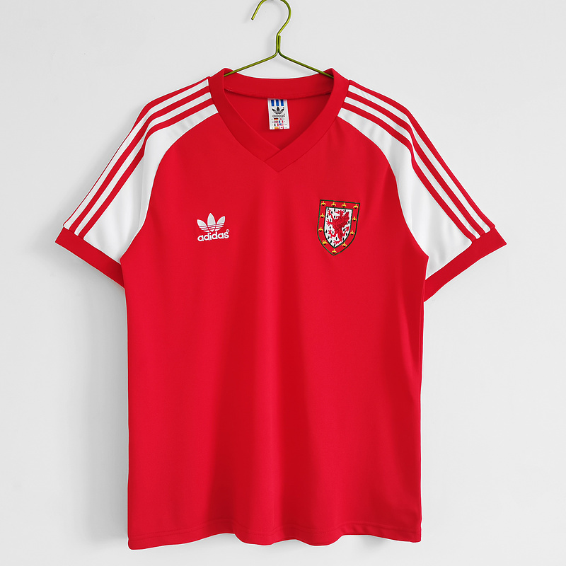 1982 Wales Home Retro Soccer Jerseys Yupoo