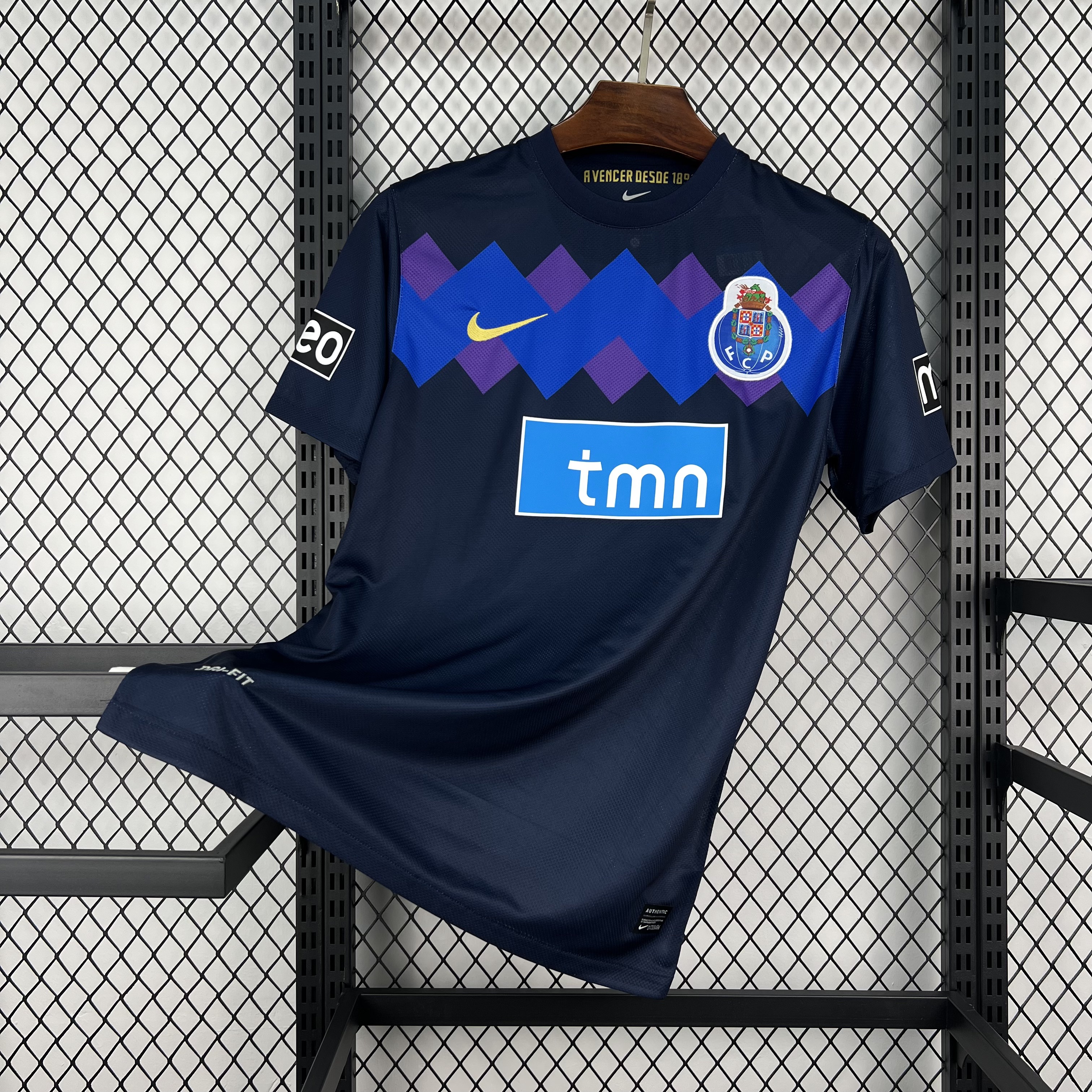 Retro FC Porto 2011/12 Away Jersey