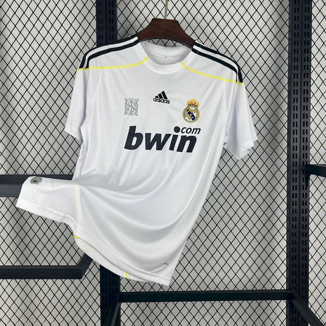 Real Madrid 2009/10 Home Retro Jersey