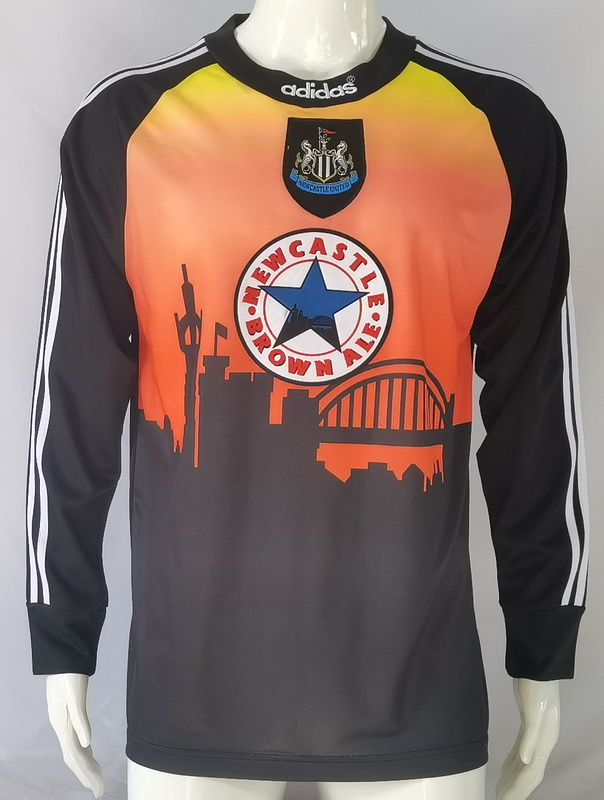 97-98 Newcastle United Goalkeeper Retro Soccer Jerseys Yupoo