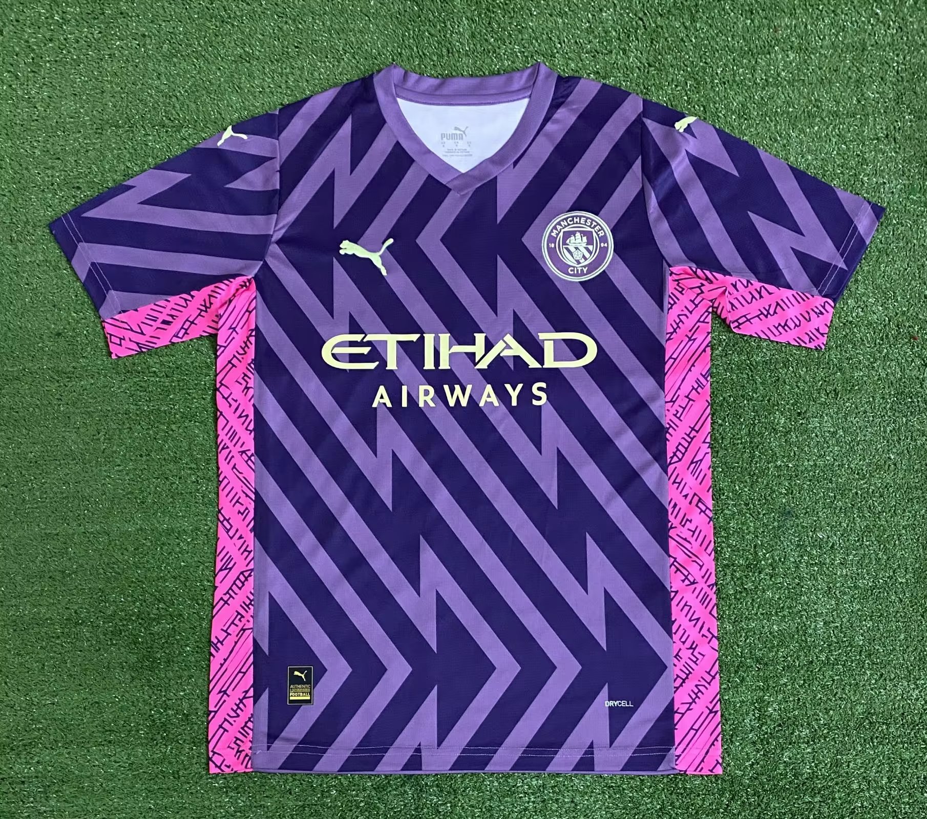 23-24 Manchester City Goalkeeper Soccer Jerseys Yupoo