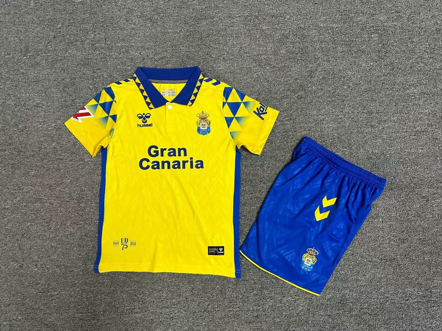24-25 Las Palmas Home Kids Soccer Jerseys Yupoo