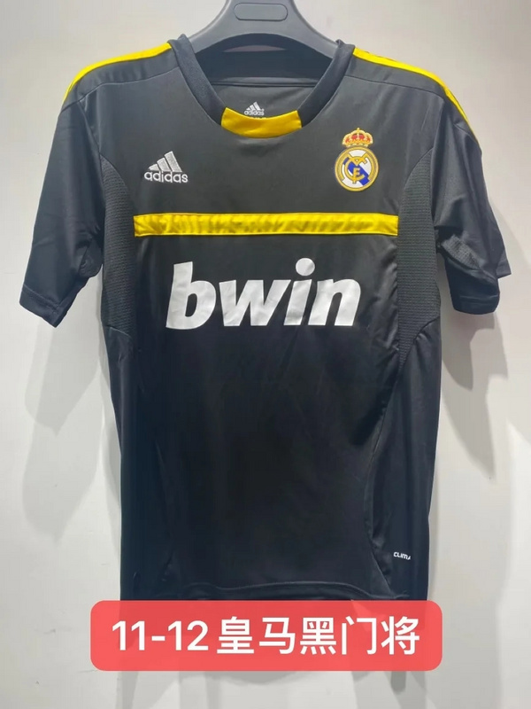 2011-12 Real Madrid Goalkeeper Black Retro Soccer Jerseys Yupoo