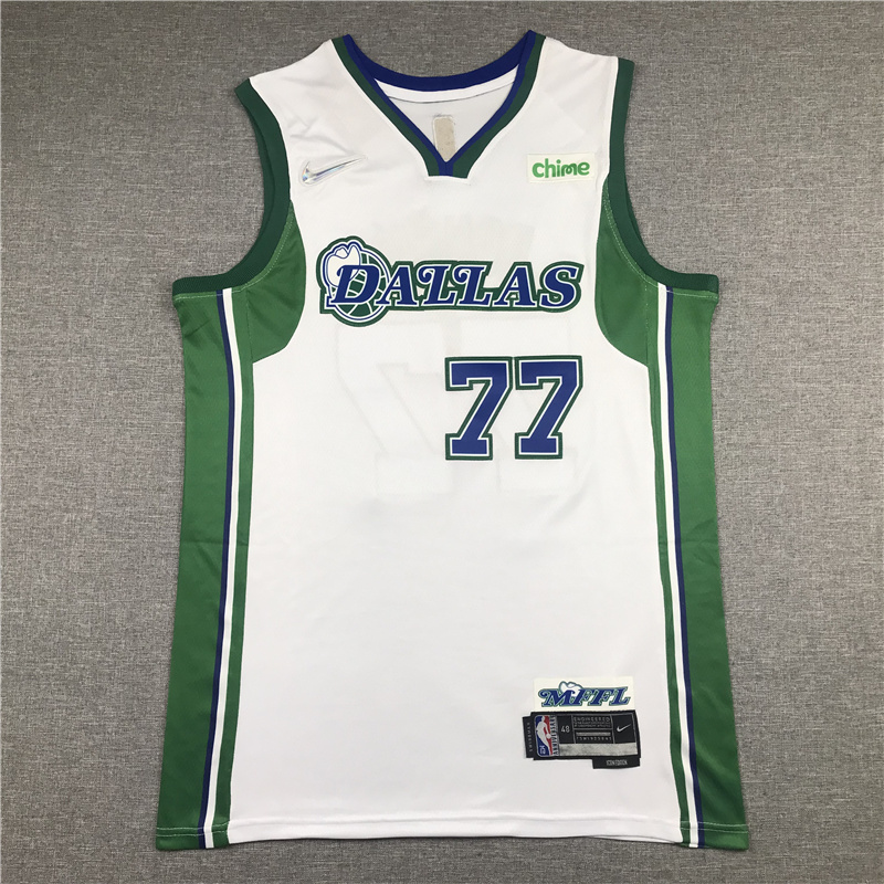 Mavericks #77 Embroidery