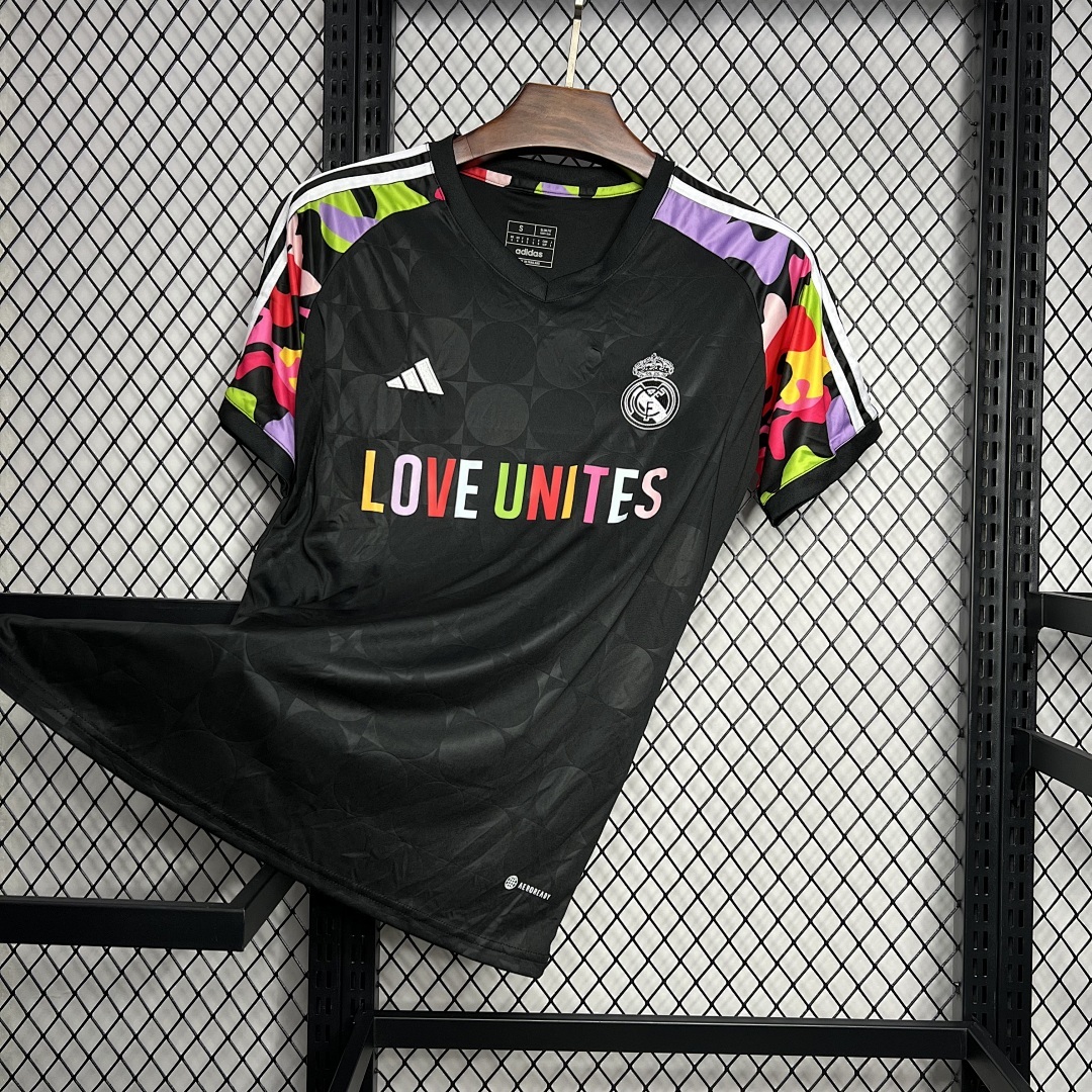 Real Madrid 2024/25 Pre-Match Training Jersey