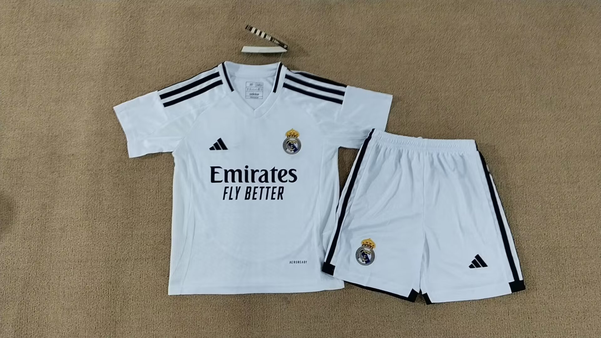 24-25 Real Madrid Home Kids Soccer Jerseys Yupoo