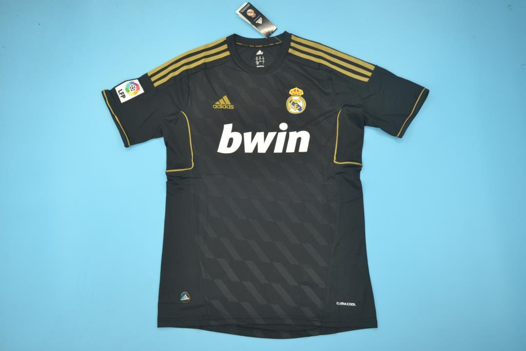re-al ma-drid 11-12 black away