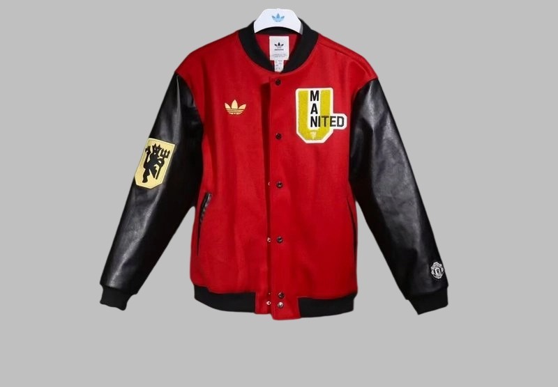 Man United Coat Yupo