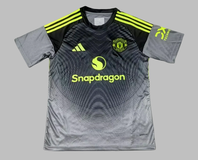25-26 Man United Goalkeeper Soccer Jersery Yupoo